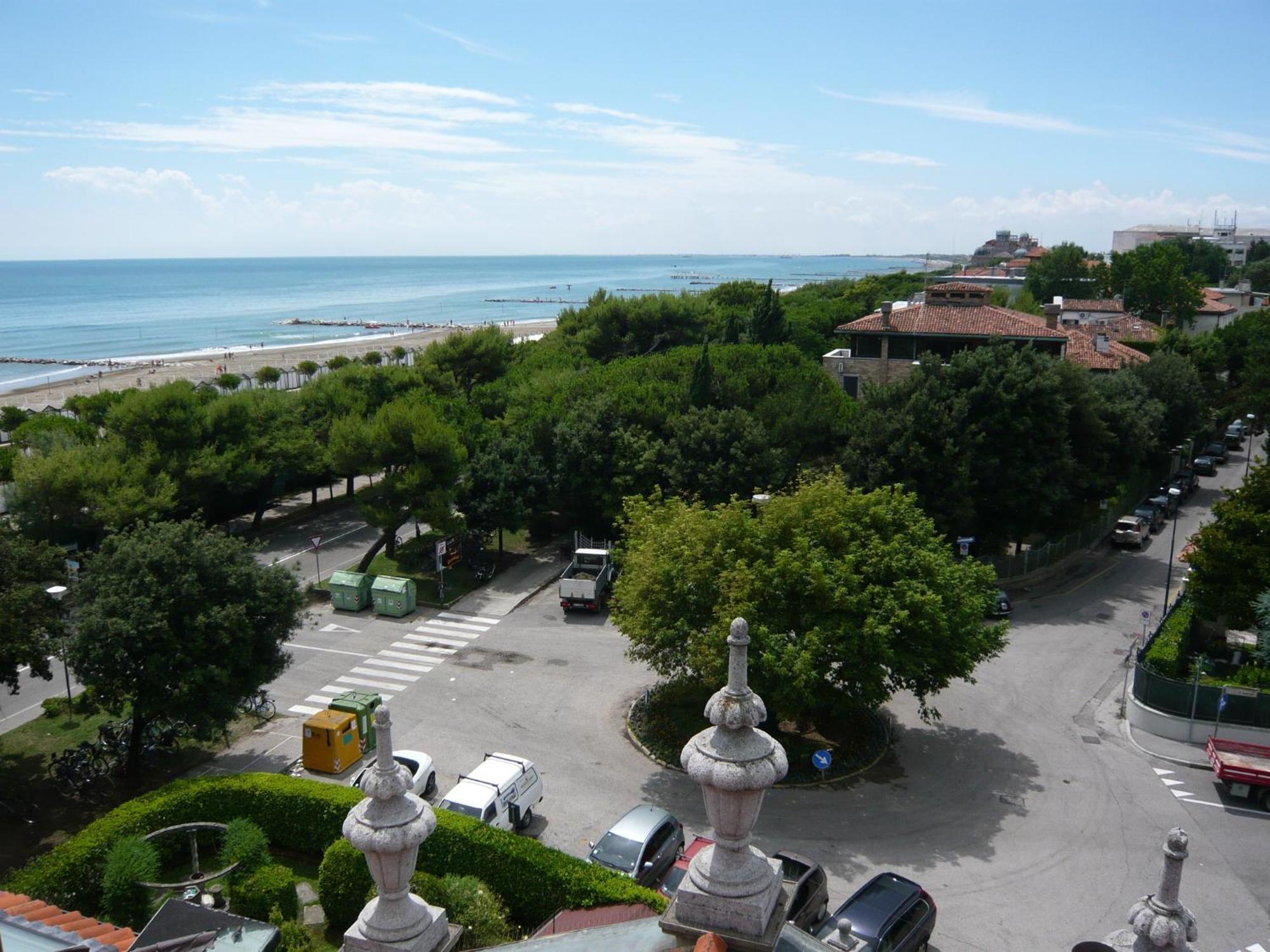Villa Gabriella B&B - Apartments Lido di Venezia Exterior foto